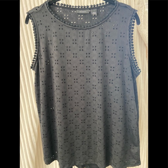Halogen black eyelet sleeveless blouse with attached camisole. - Picture 2 of 3